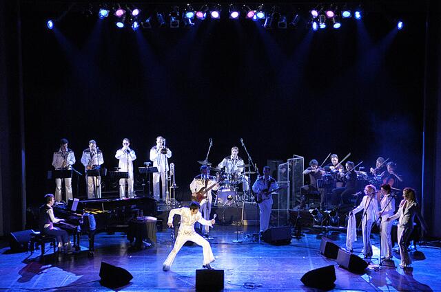 ELVIS am Muttertag (13. Mai) in Gersthofen - großes Orchester mit Chor und LIVE gesungen und gespielt