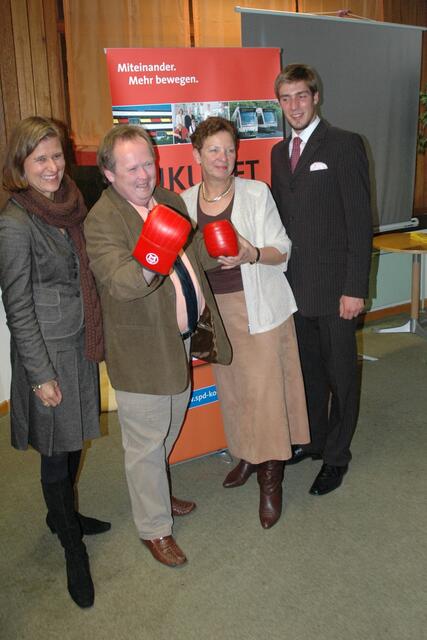 SImone Strohmayr, Wolfgang Peitzsch, Brigitte John und Florian Kubsch