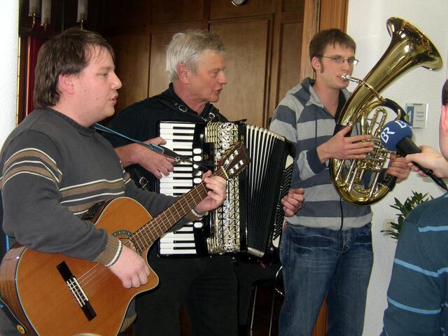 Alte Noten erklangen beim offenen Archiv für Volksmusik in Krumbach