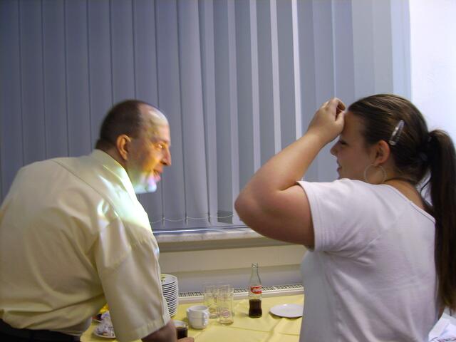 Ausbilder Schmidt mit Christina Kremer