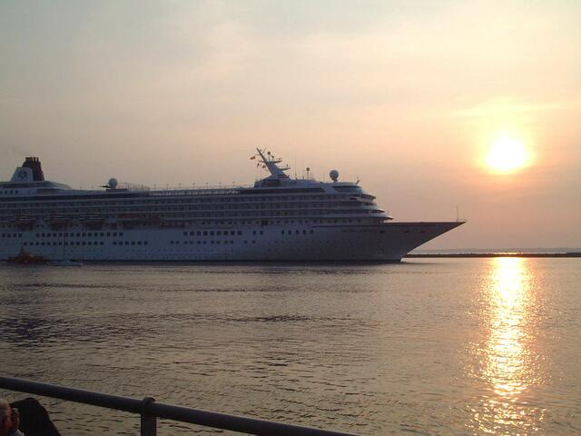 CRYSTAL SYMPHONY 239 m