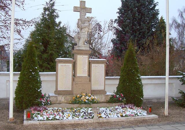 Kriegerdenkmal  Hirblingen