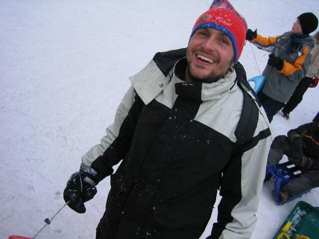 Mulle - verräterisch viel Schnee auf der Mütze!