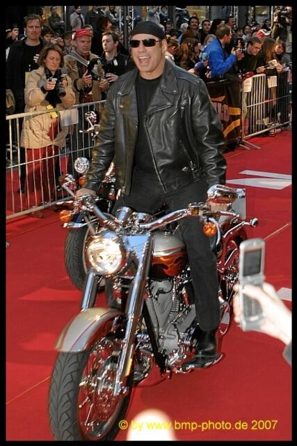 Kinopremiere "Born to be wild"