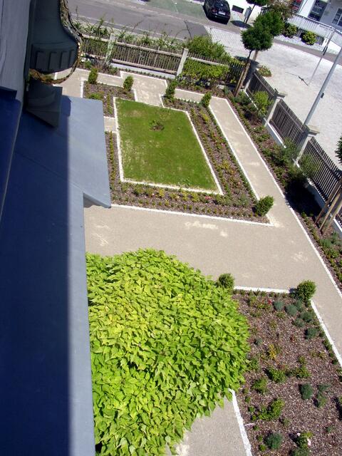 Neu errichtete Garten am Landauerhaus