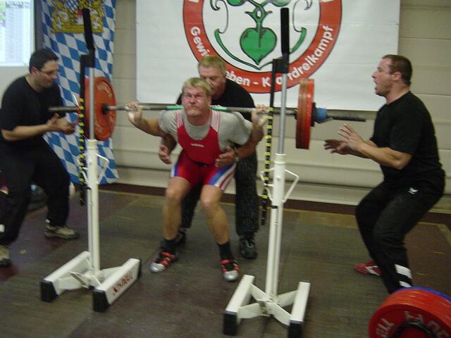 Kraftdreikampf in Neuaubing