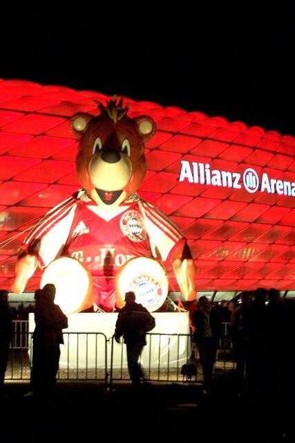der Bayern-Bär grüßt