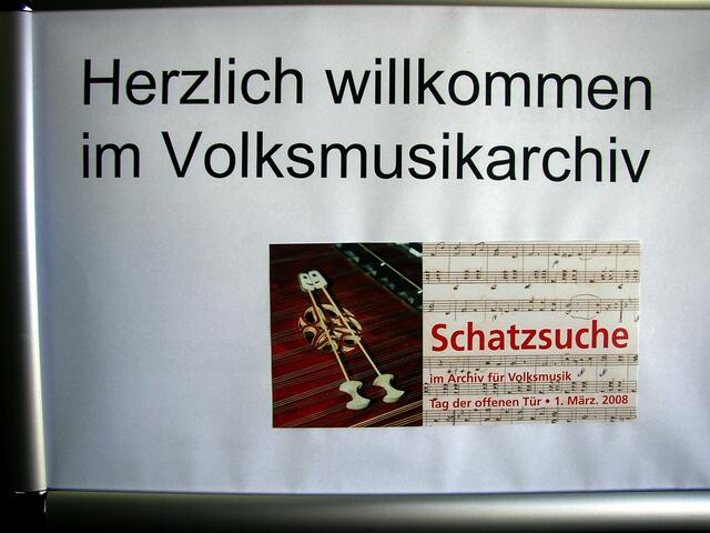 Alten Noten erklangen im offenen Archiv für Volksmusik in Krumbach