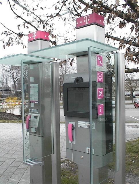 Das Telefon kann mit Karte benutzt werden