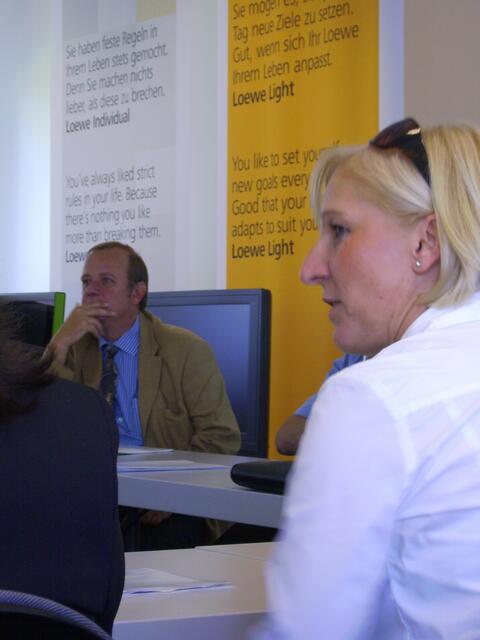 Der Leiter des bfz Kronach Joachim Klinkig und die Koordinatorin für den Jugendbereich Manuela Höchner