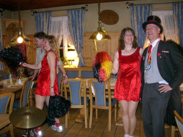 Auch hier wagt man ein Tänzchen