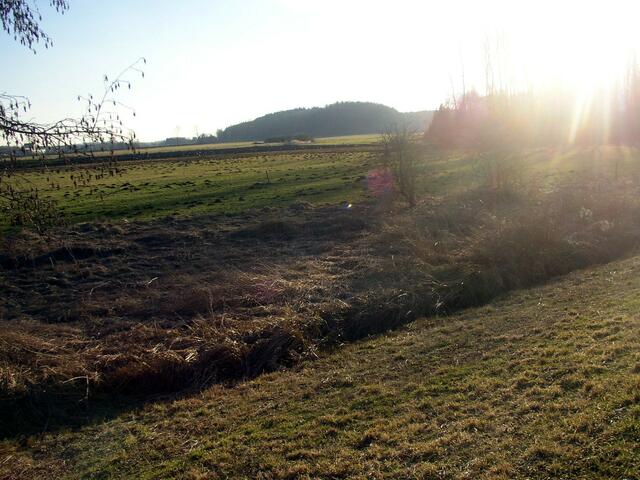 Es strahlt die Sonne über Land....