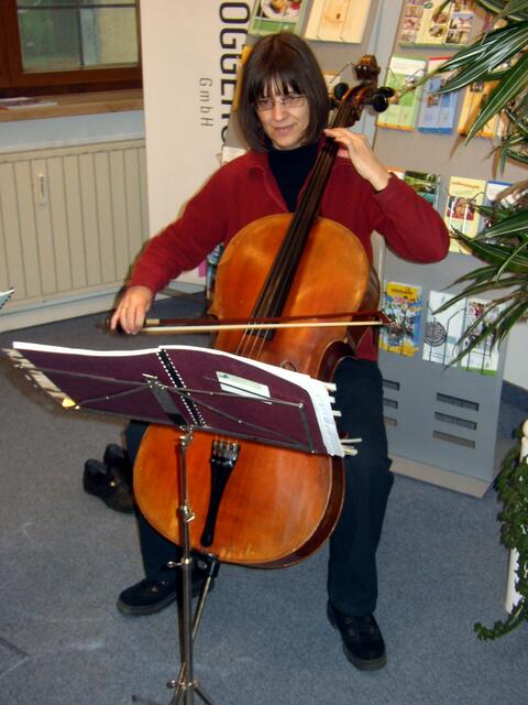 Alten Noten erklangen im offenen Archiv für Volksmusik in Krumbach