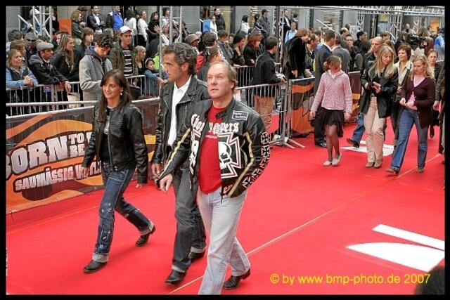 Kinopremiere "Born to be wild"
