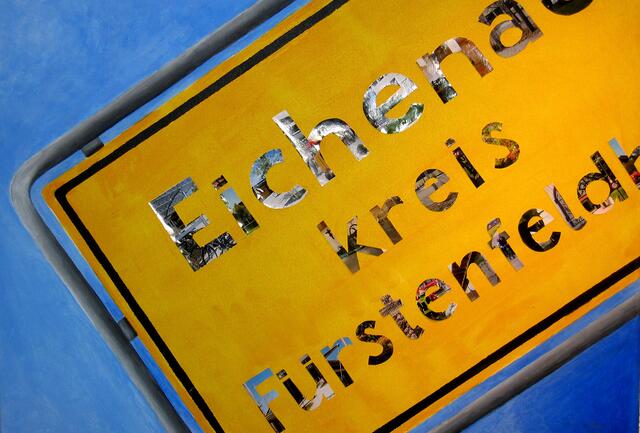 Ortschild Eichenau mit Durchblick: Sylvia Heil