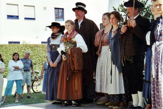 Krumbach bietet Kultur in der Trachtenberatung .......