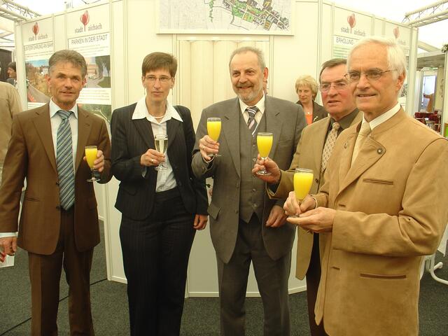 Anstoßen auf eine gelungene WI-LA '07.