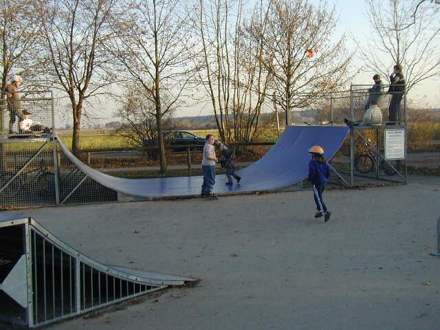 Pipe am Starzelbach in Eichenau