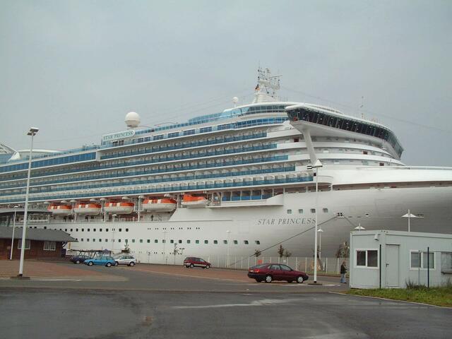STAR PRINCESS 290 m