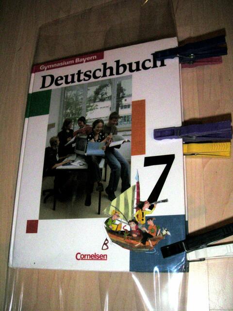 Wie bastel ich einen Buchumschlag