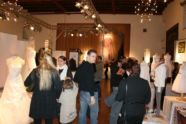 Reges Treiben auf der Hochzeitsmesse