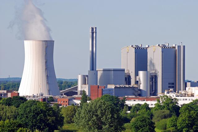 Richtung Stöcken - Kraftwerk