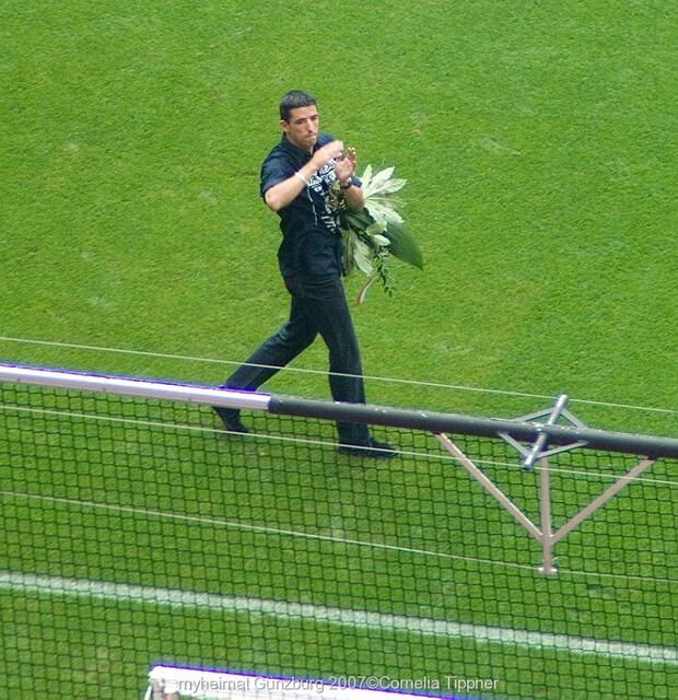 Danke an die Fans in der Südkurve