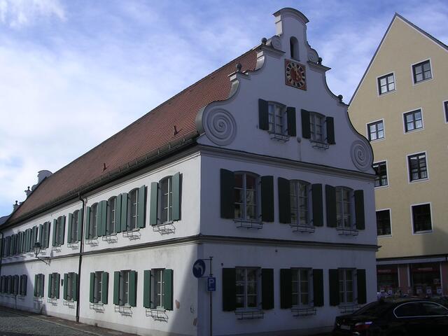 Seit 1. Januar 2003 ist Aichach Sitz der Geschäftsstelle