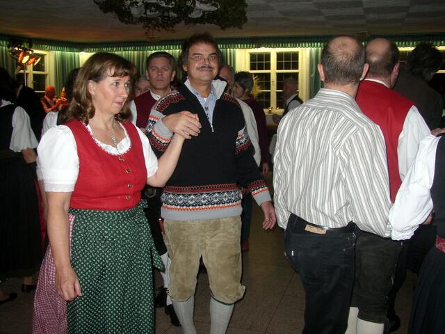 Auf dem Hürbener Kathreintanz