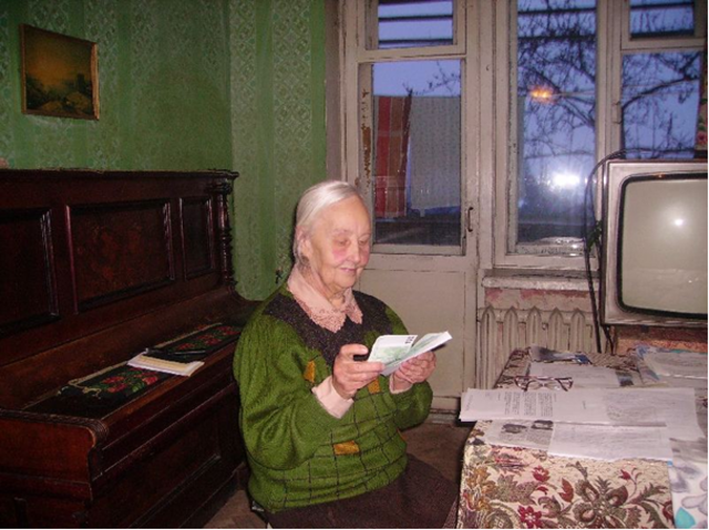 Maria Bilenko in ihrer Wohnung in Kiew