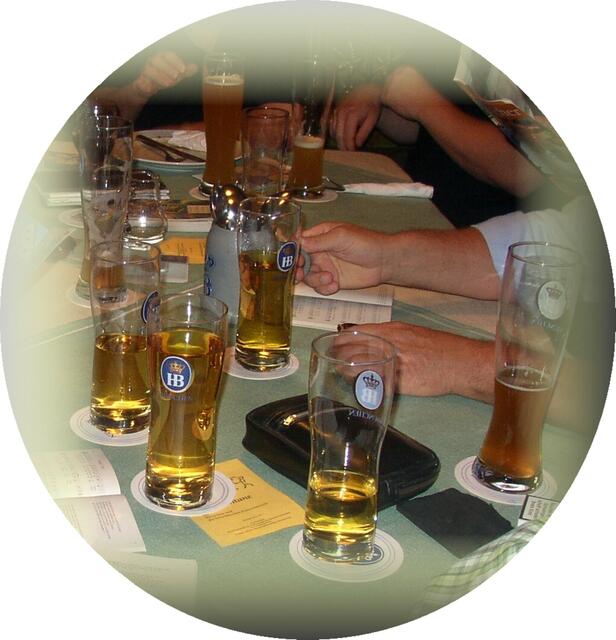 Das Gesellschaftsfähige Getränke auch bei Jugendlichen, das Bier.........