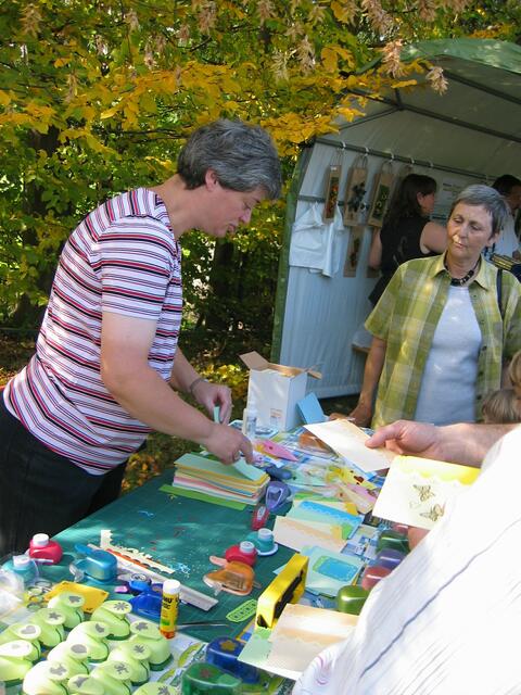 ein halbes Din A 5 Blatt (Karton) wird benötigt