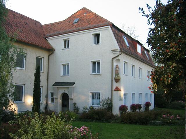 Hier ist das Nähmaschinen-Museum zu finden