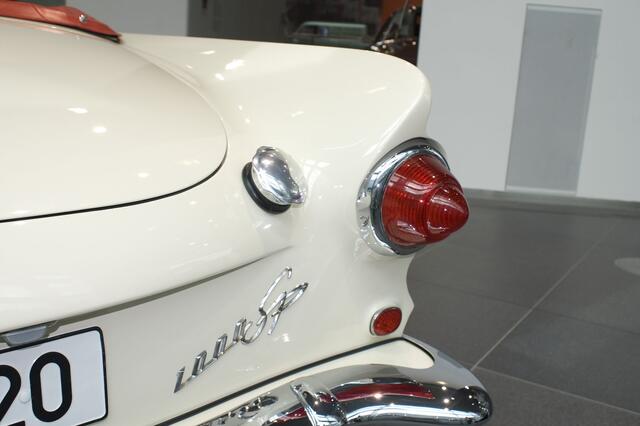 amerikanische Formgebung, Zeitakter, wurde im Volksmund auch "Sputnik" genannt