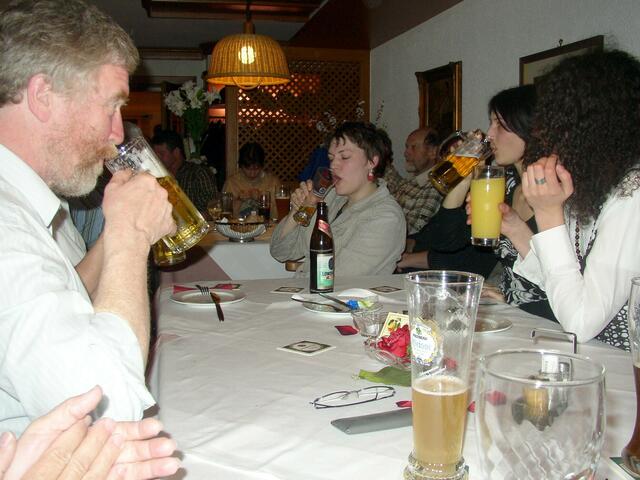 Darauf muss mal getrunken werden.........