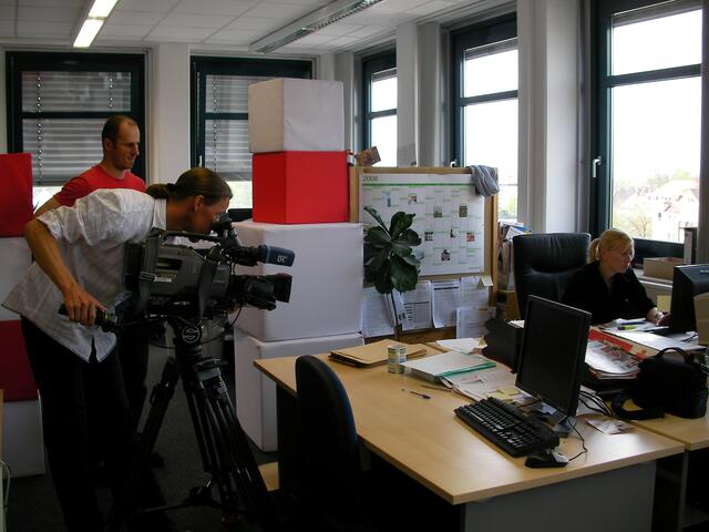 Von den besten Seiten fürs Fernsehen zeigen