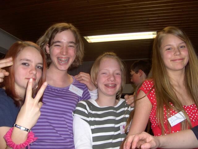 Natascha, Adriana, Leonie, Sarah