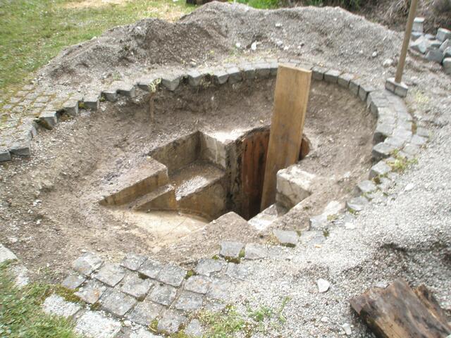 ...hier muss der Maibaum rein :-))