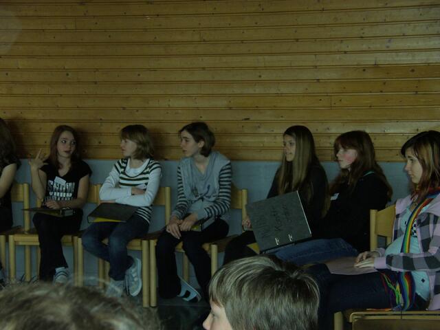 und alle lauschen gespannt
