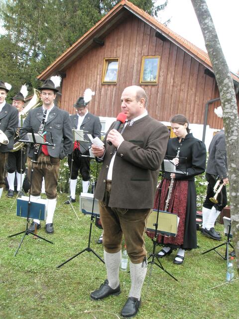 ....unser neuer Bürgermeister, noch etwas nervös, doch das was er sagte, war sehr gut!!