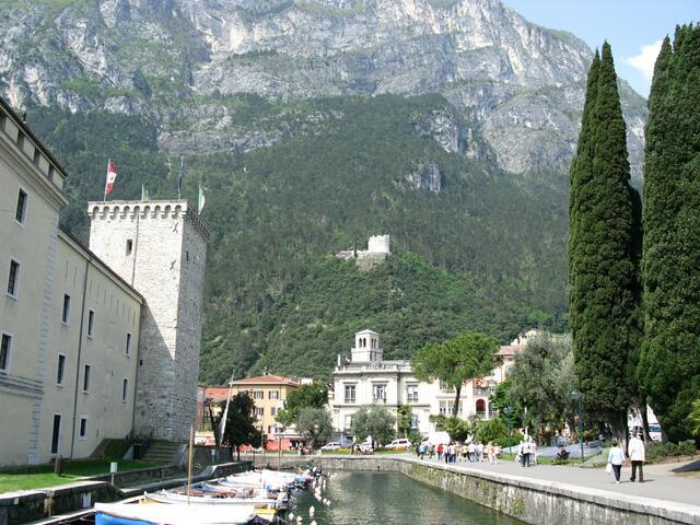 Am Hafen von Riva