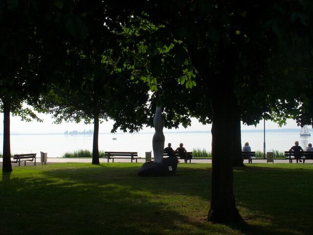 ... und die Insel Wilhelmstein am Horizont