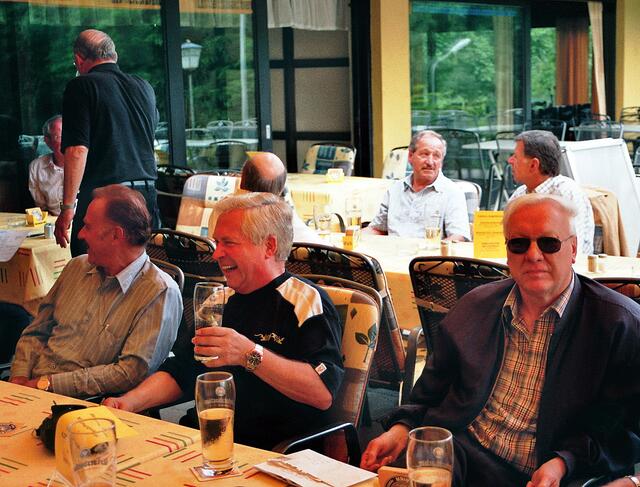 v. li. Mangold Peter und die Bankdirektoren Helmut Gerber und Christian Raila