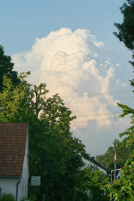 11.06.08 Wolkenberge Richtung Aichach