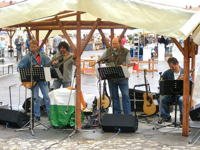Irish-Folk-Gruppe Woop and Friends