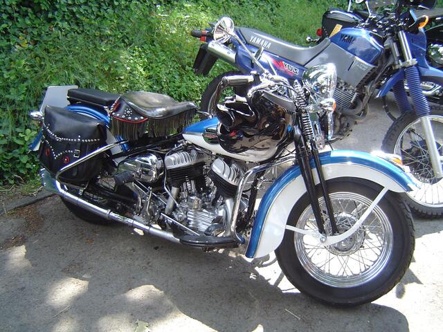 Ein Schmuckstück: Harley Davidson.