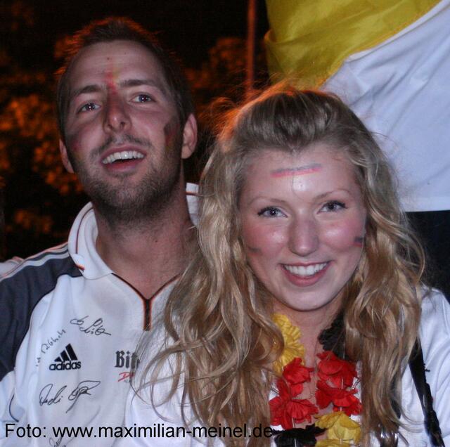 Gesichter ohne ein Lachen suchte man an diesem Abend vergebens.