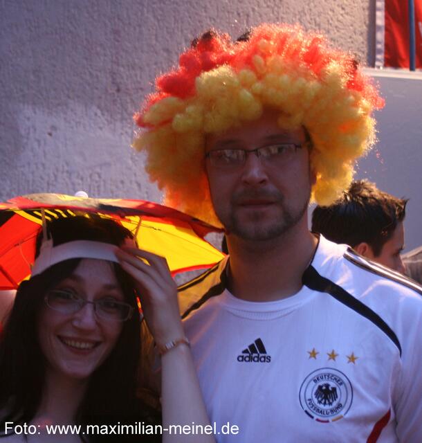 Kaum ein Fan war nicht ohne Schwarz-Rot-Gold zu sehen.