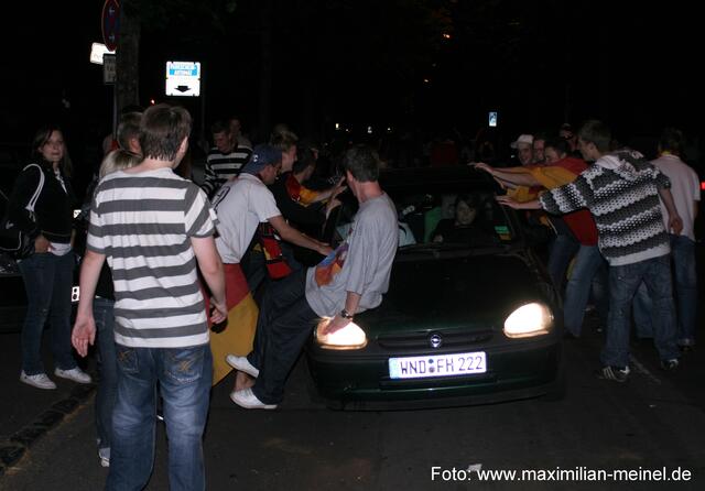 Auch diese Autofahrerien wurde kräftig durchgerüttelt.