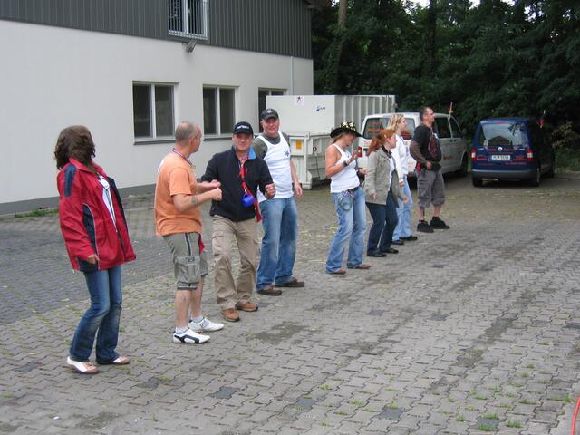 Square Dance vor der Ranch